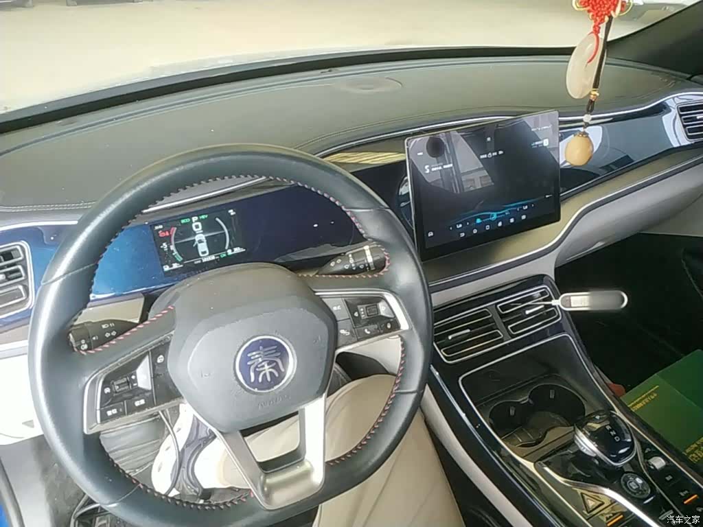 BYD Qin, 2022 10