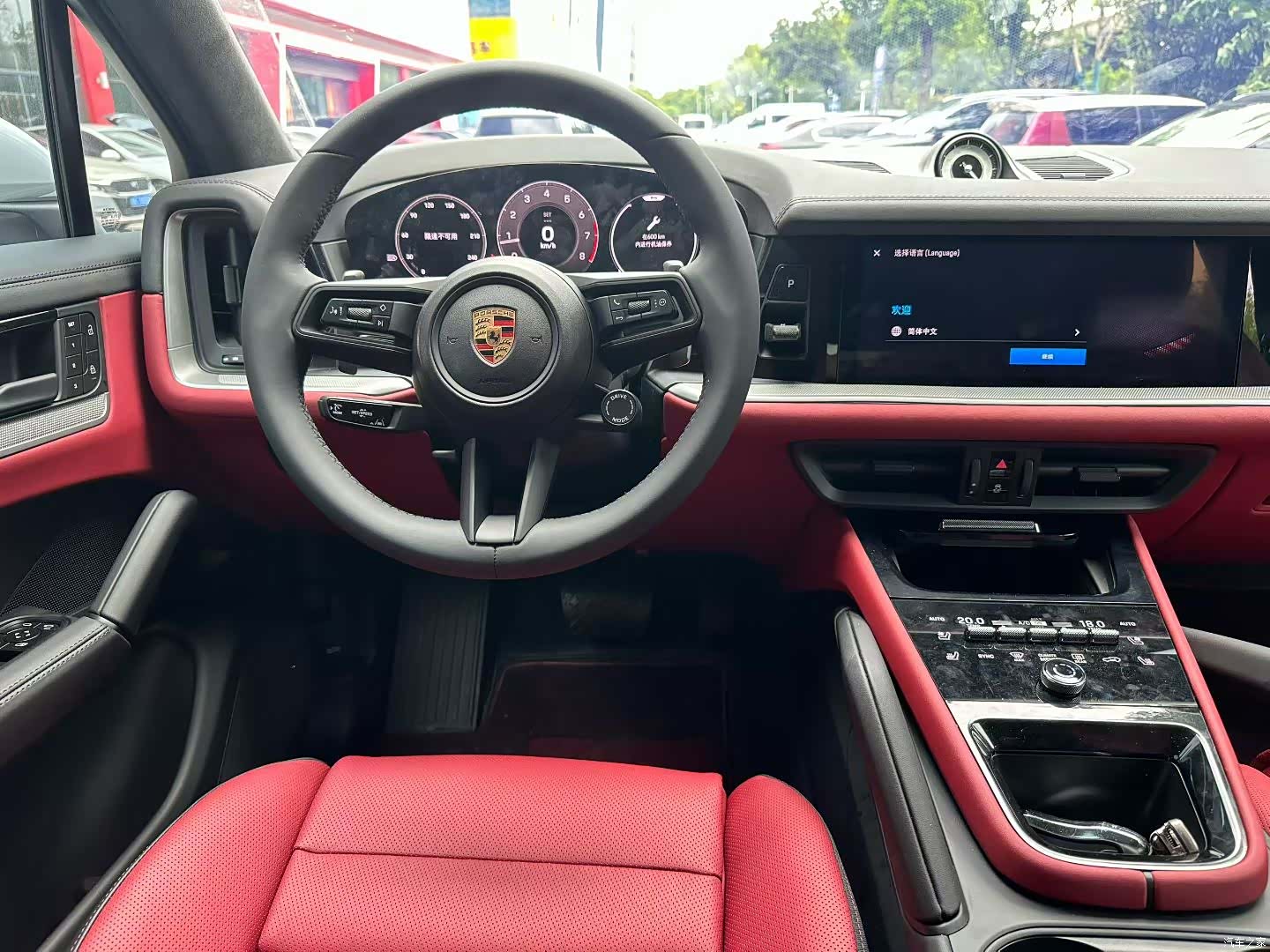 Porsche Cayenne, 2025 3