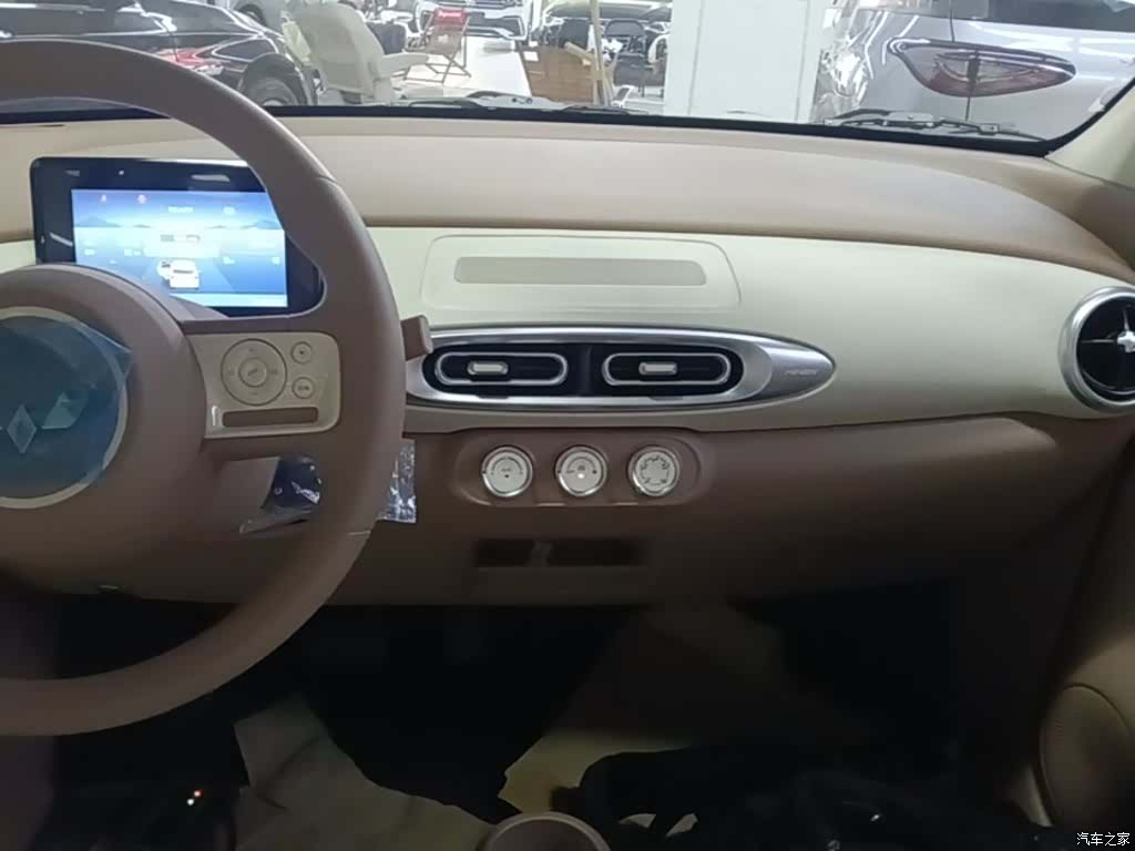 Wuling MINIEV, 2026 13