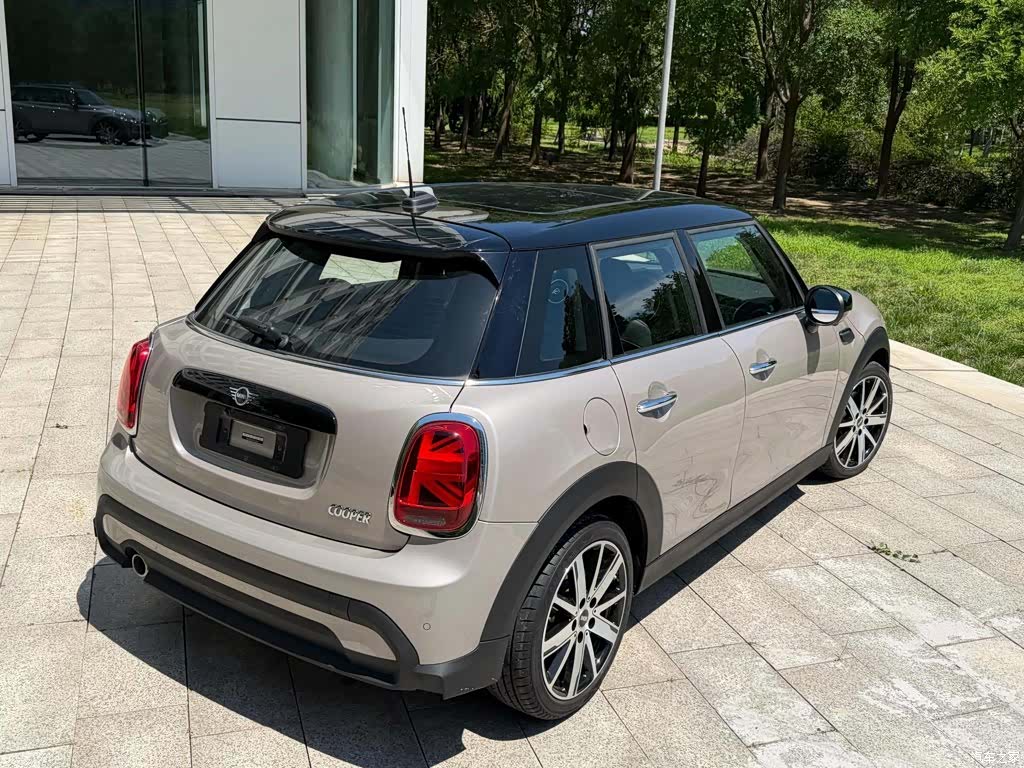 Mini Cooper, 2023 4
