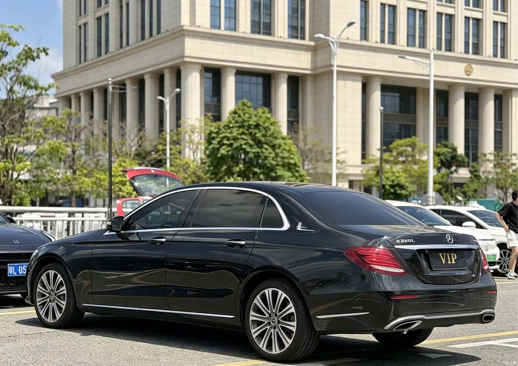 Mercedes-Benz E-Class, 2019 9