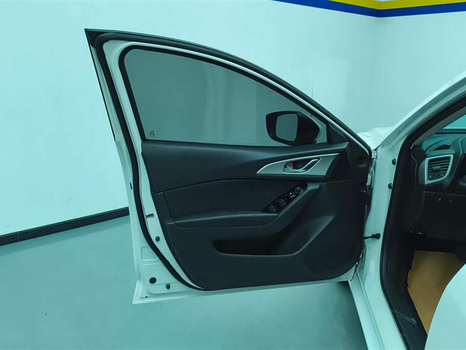 Mazda 3 Angkesaila Mazda 3 Angkesaila