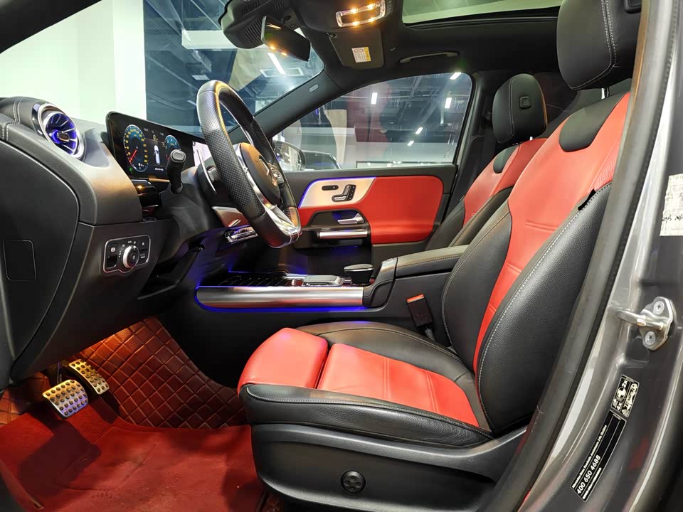 Mercedes-Benz GLA AMG