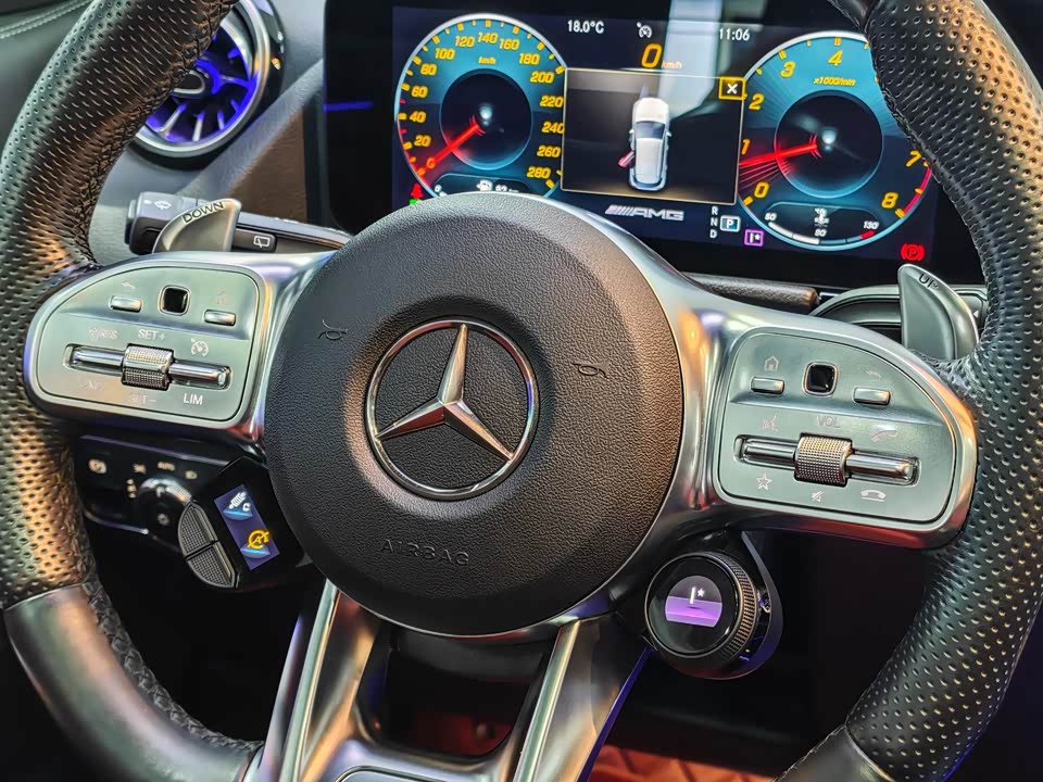 Mercedes-Benz GLA AMG