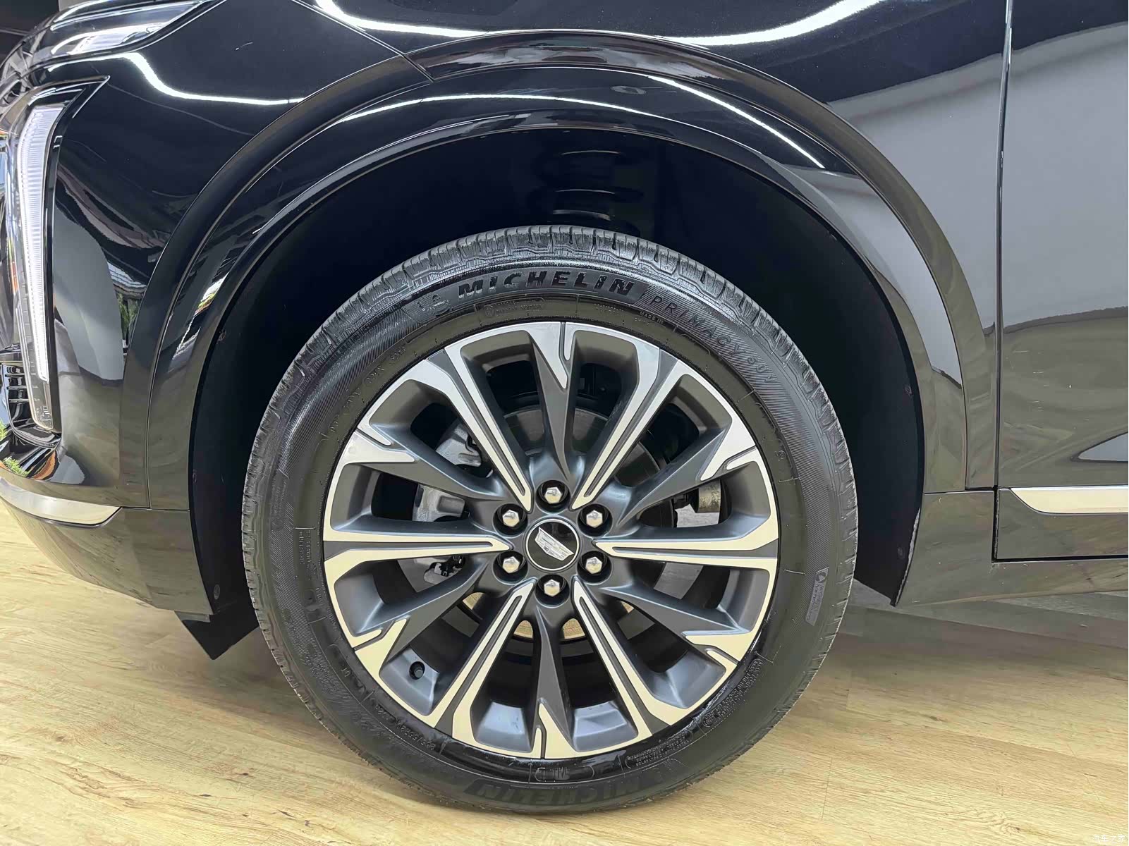 Cadillac XT5, 2026 6