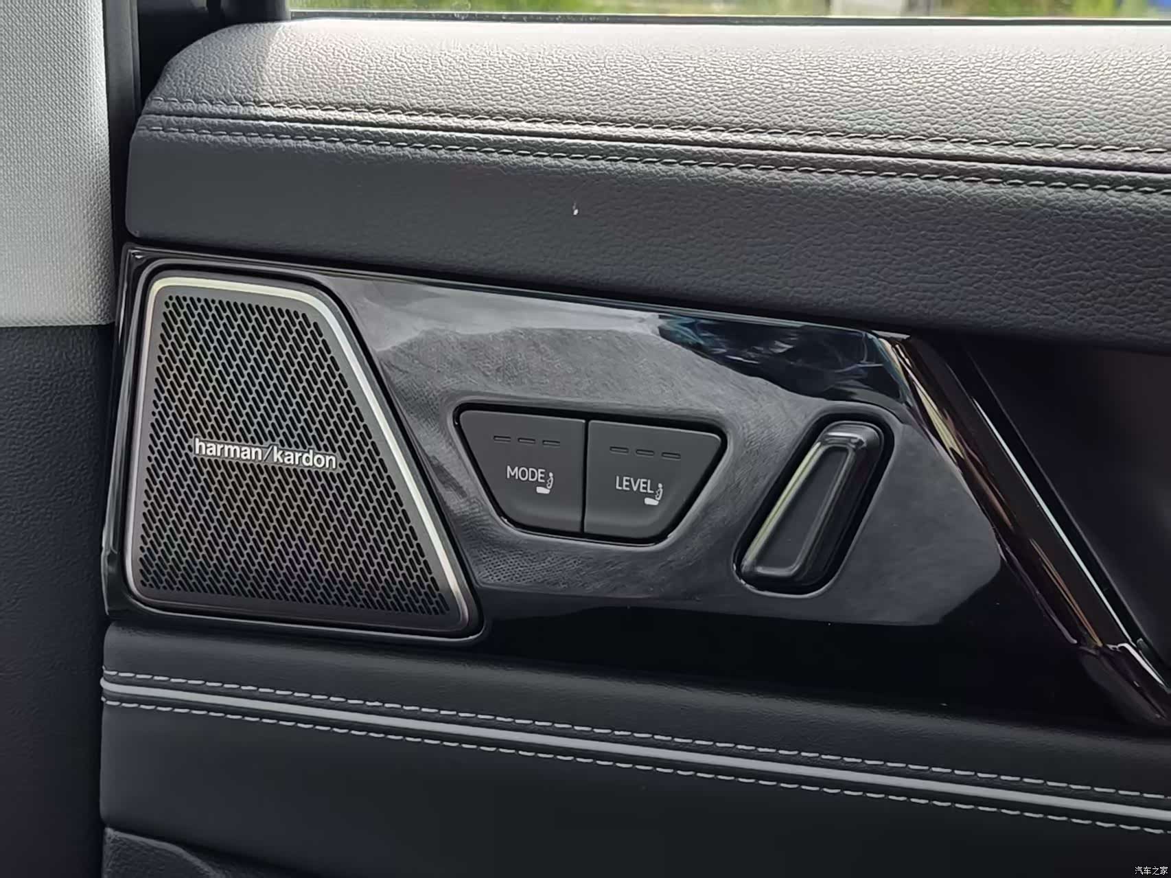 Volkswagen Passat, 2026 14