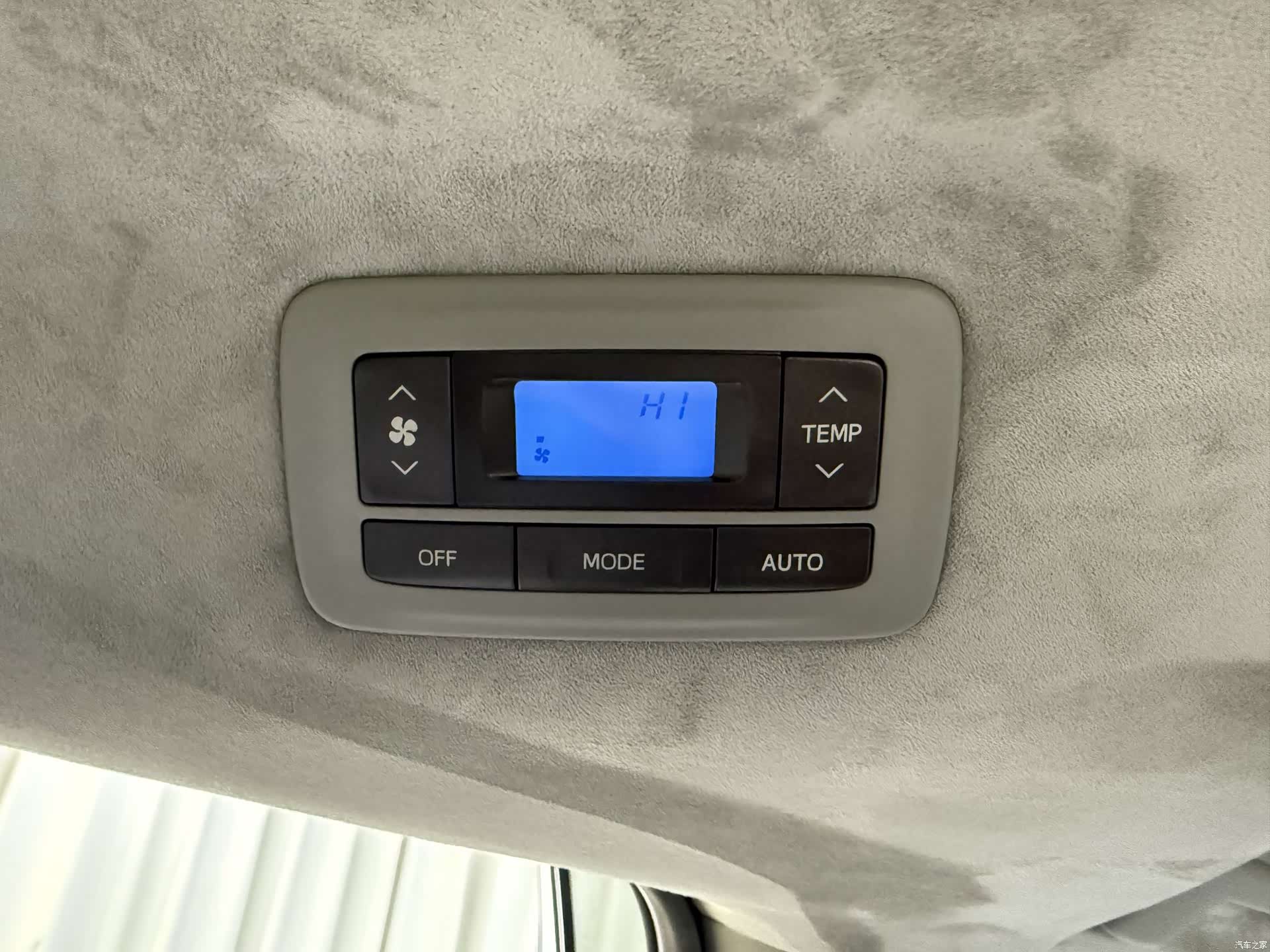 Toyota Sienna, 2015 23