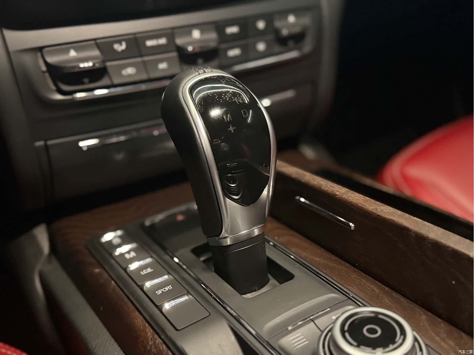 Maserati Ghibli, 2017 15