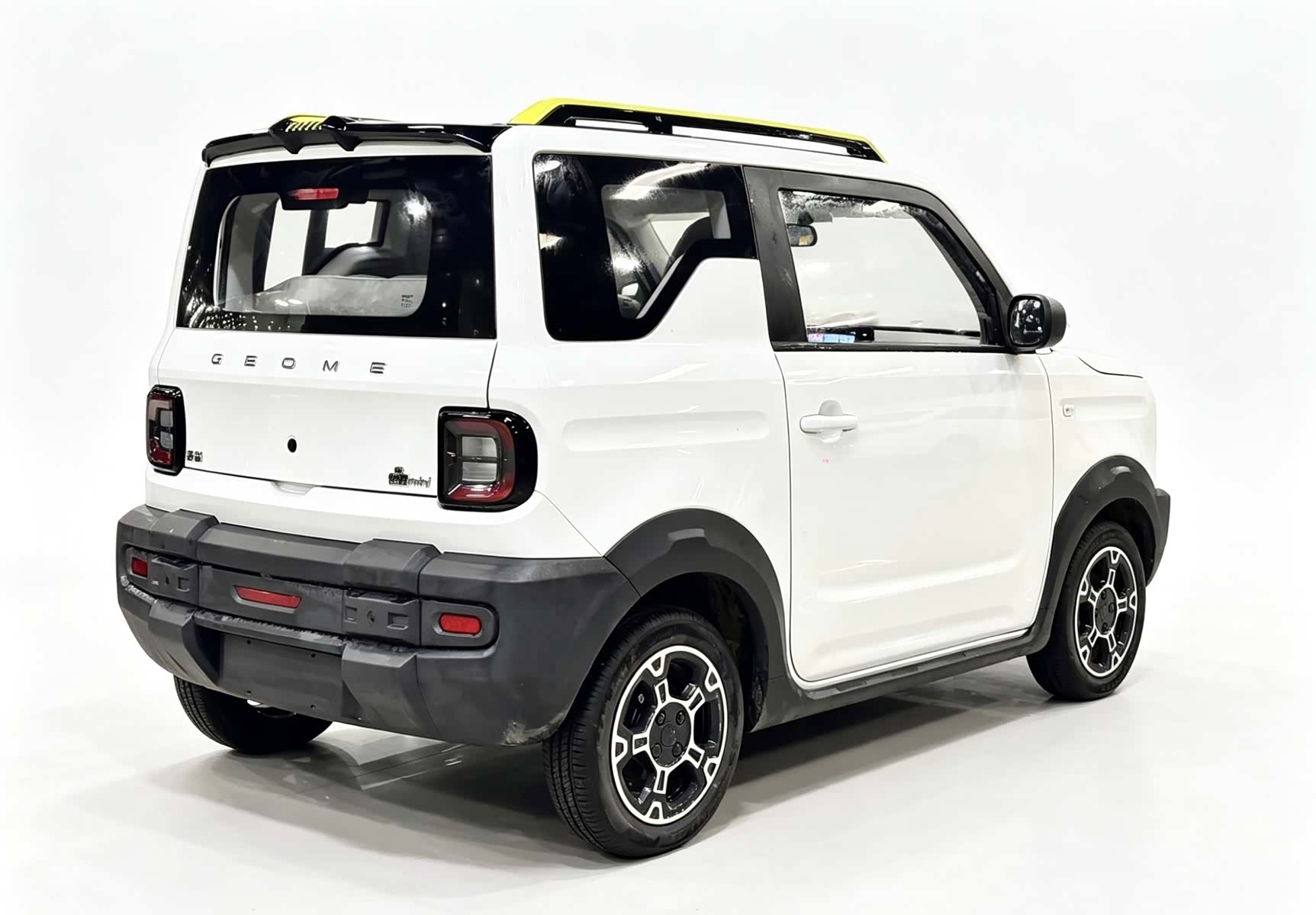 Geely Panda, 2026 9