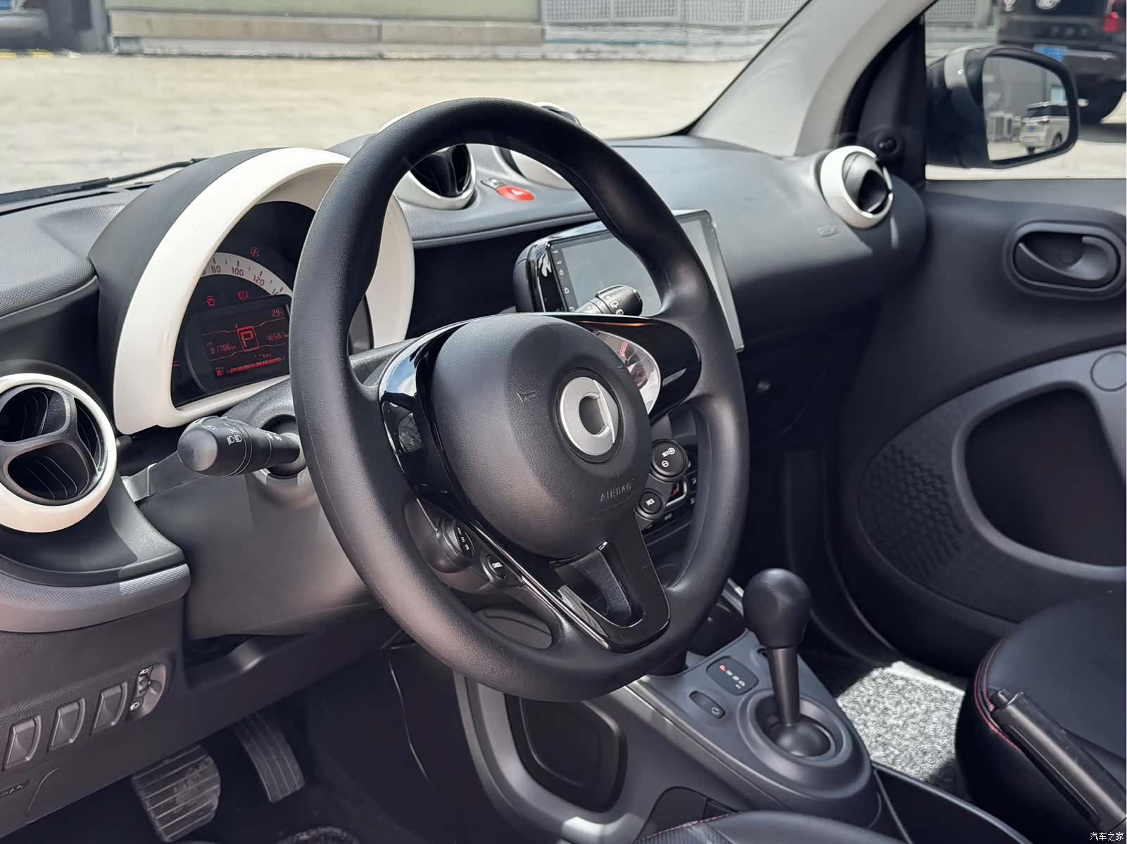 Smart Fortwo, 2016 14