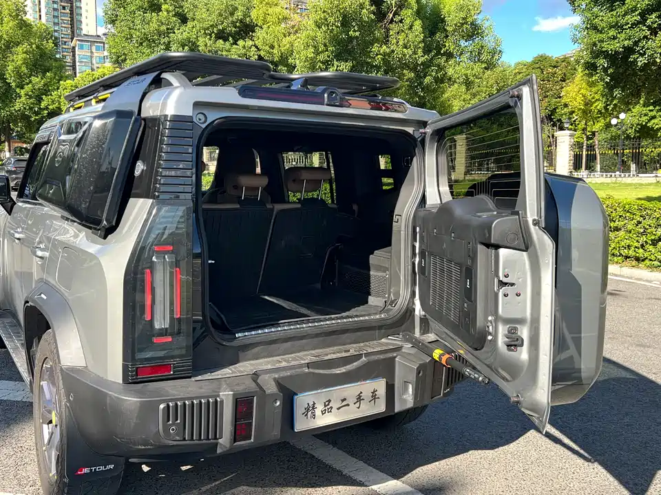 Jetour traveler