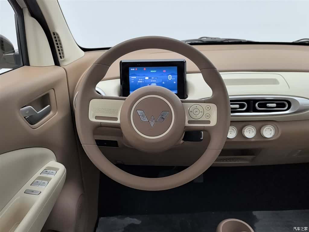 Wuling MINIEV, 2025 11