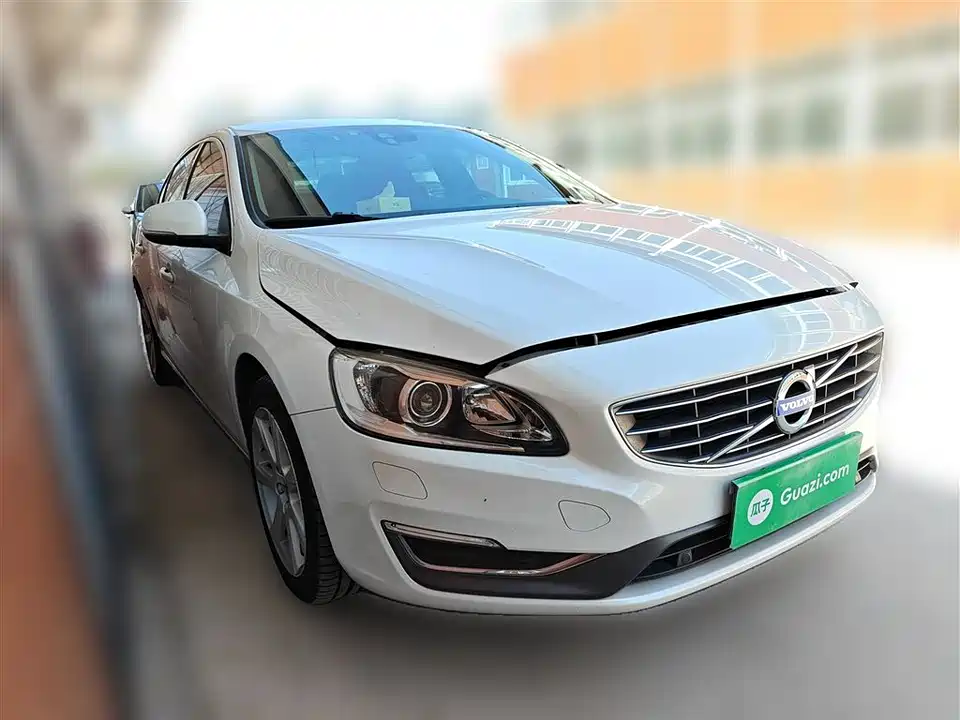 Volvo S60