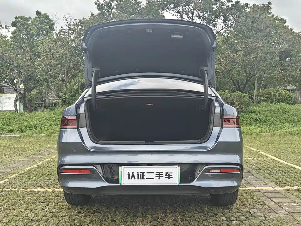 BYD Qin Yuan