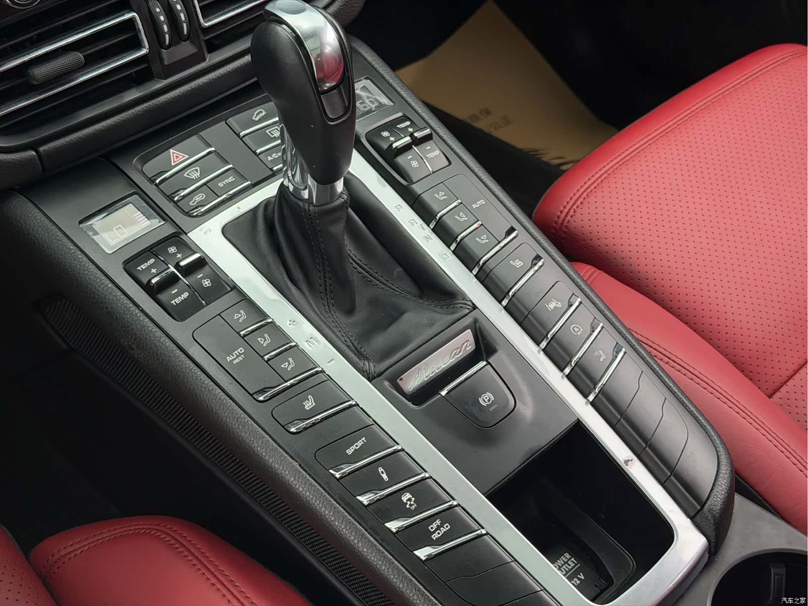 Porsche Macan, 2020 10