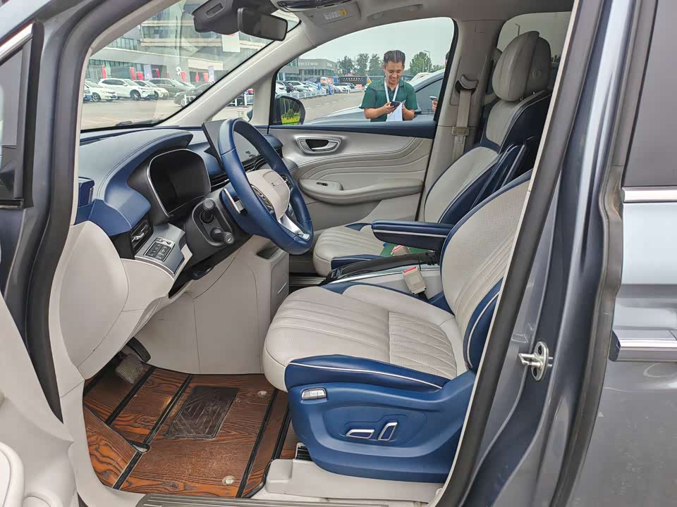 Roewe iMAX8 Roewe iMAX8