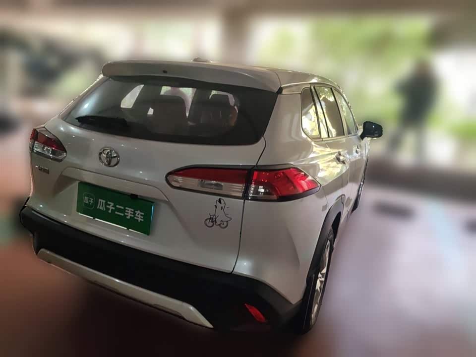 Toyota Corolla Sharp amplifier