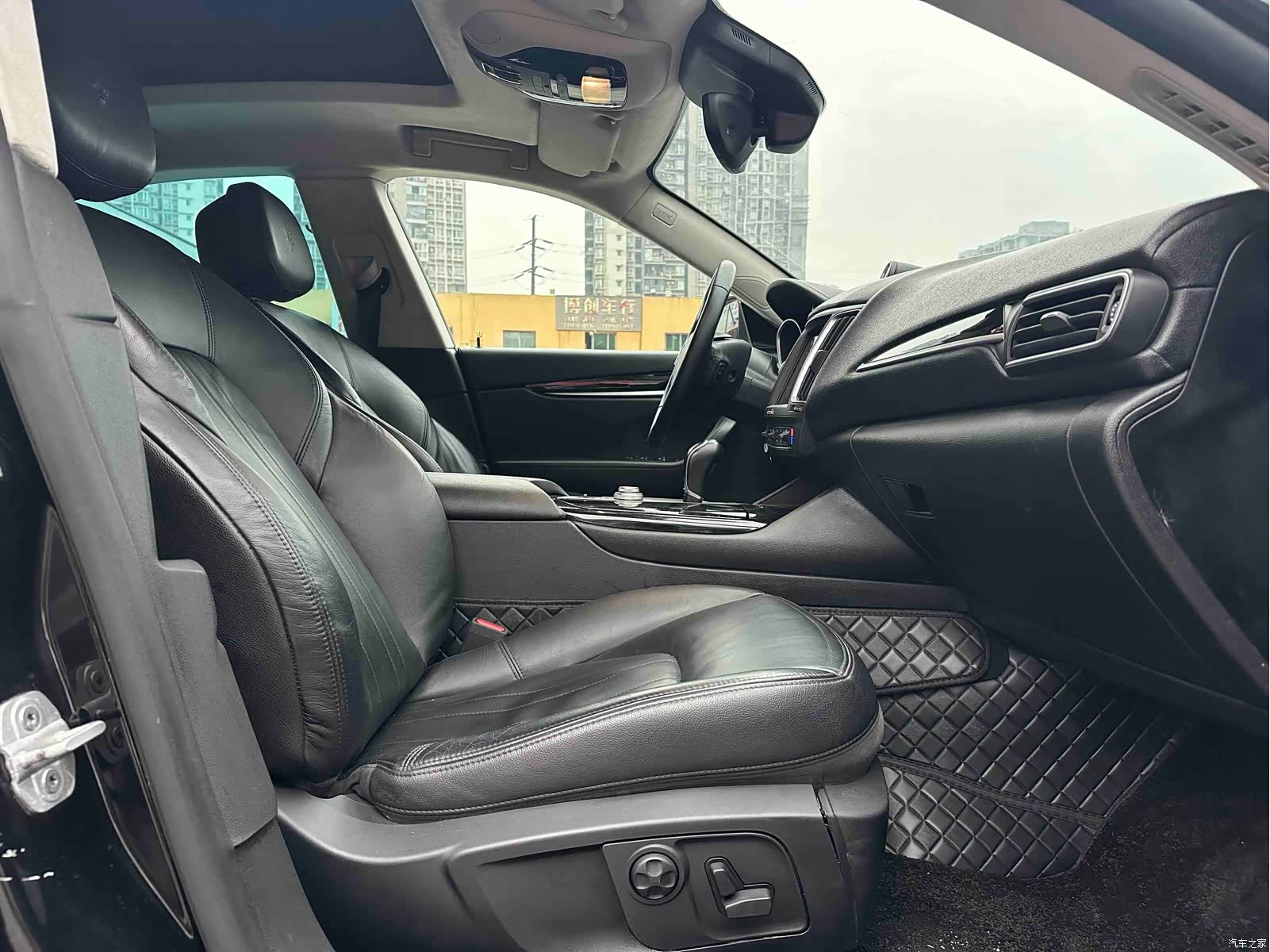 Maserati Levante, 2018 14