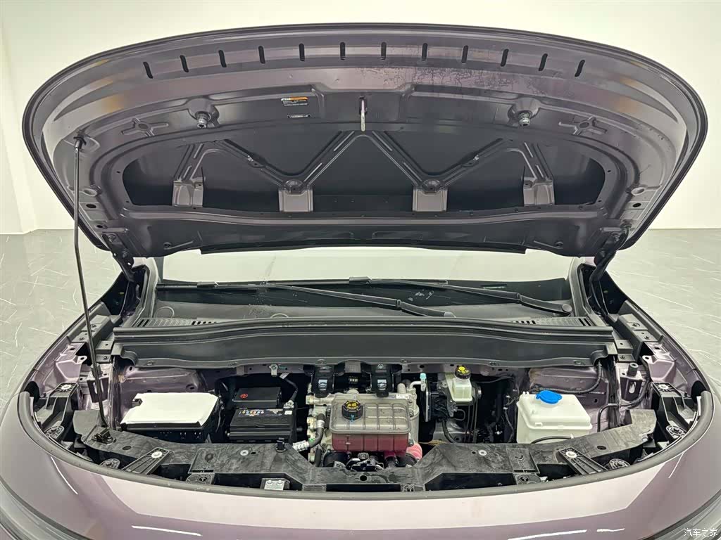 Leapmotor B10, 2025 25