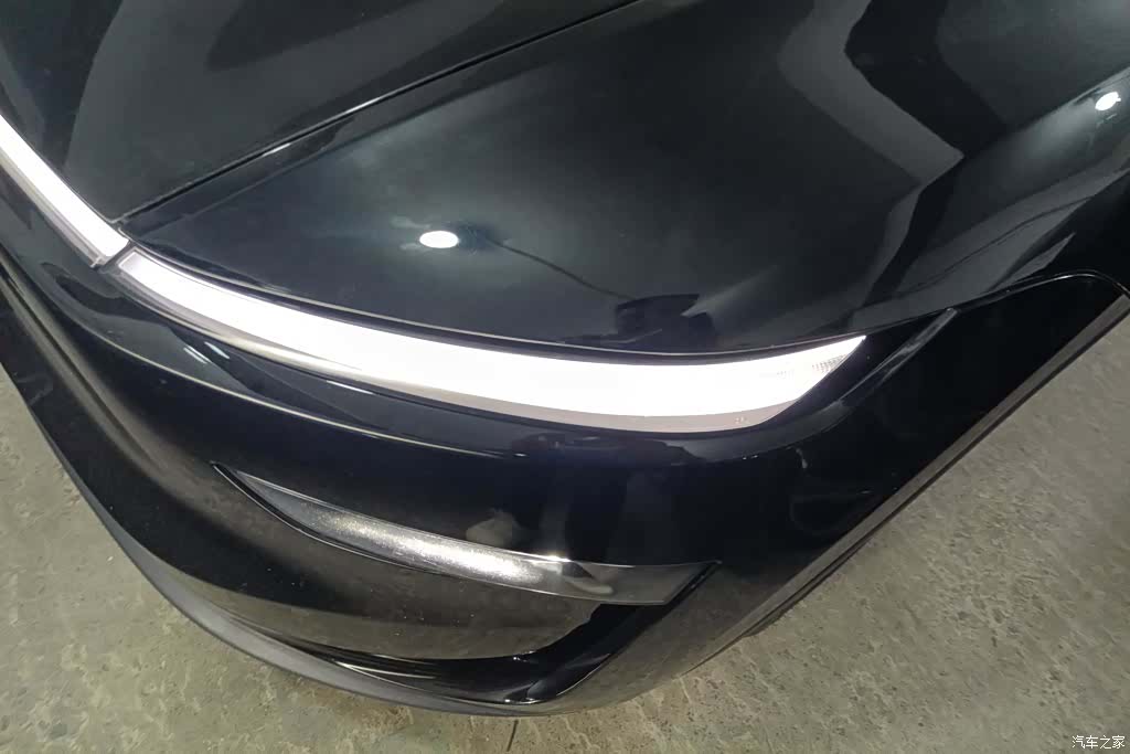 Tesla Model Y, 2026 все фото