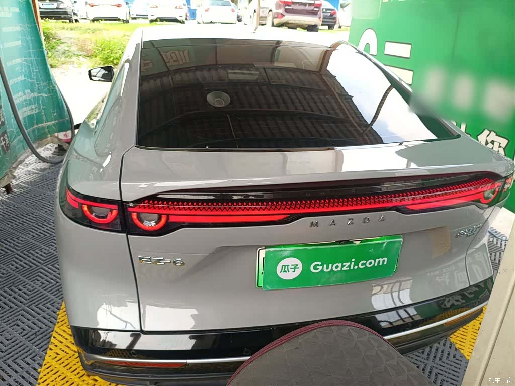 Mazda EZ-6, 2025 4