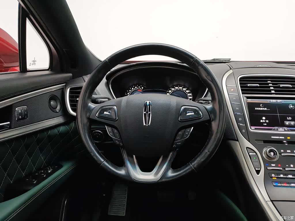 Lincoln MKX, 2016 11