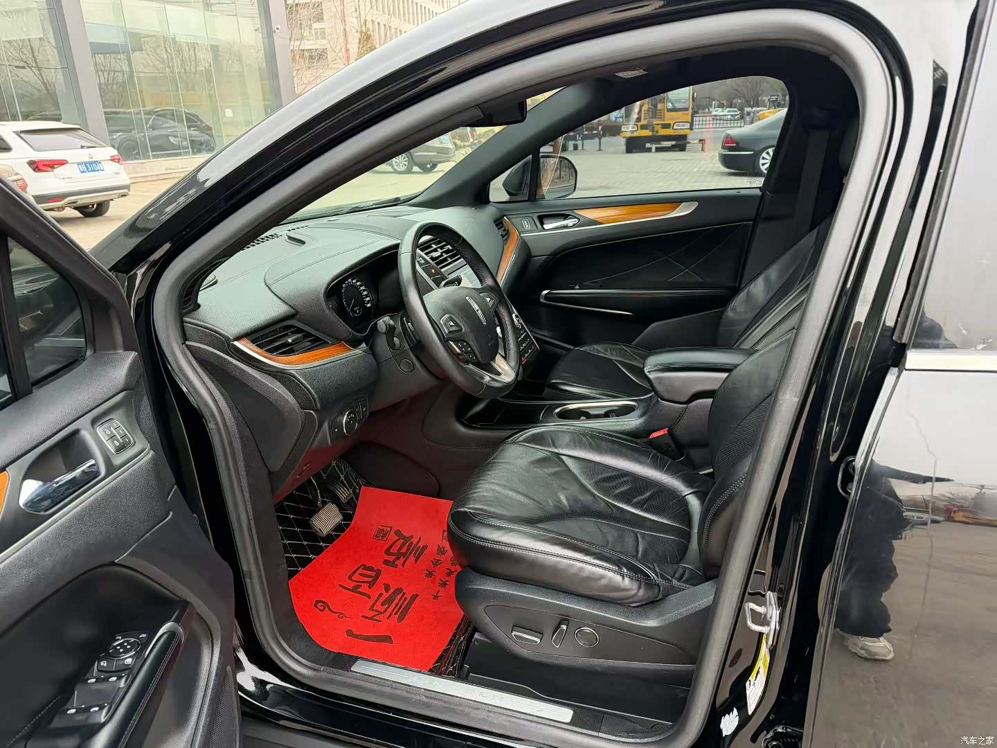 Lincoln MKC, 2019 4