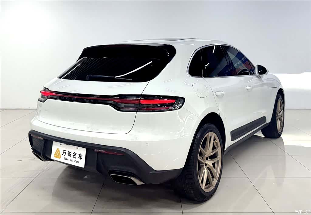 Porsche Macan, 2023 3