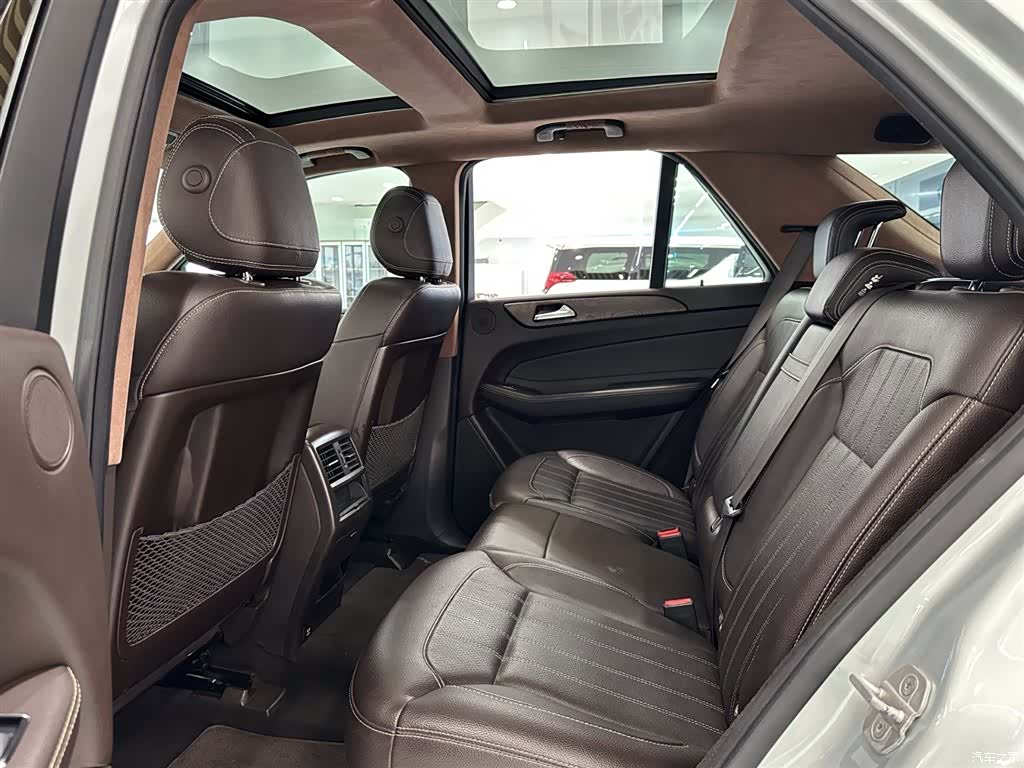 Mercedes-Benz GLE, 2016 9