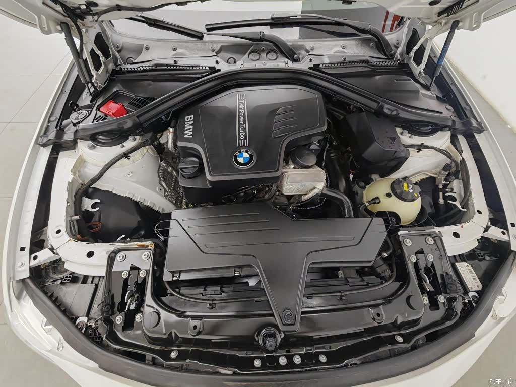 BMW 3 Series, 2016 6