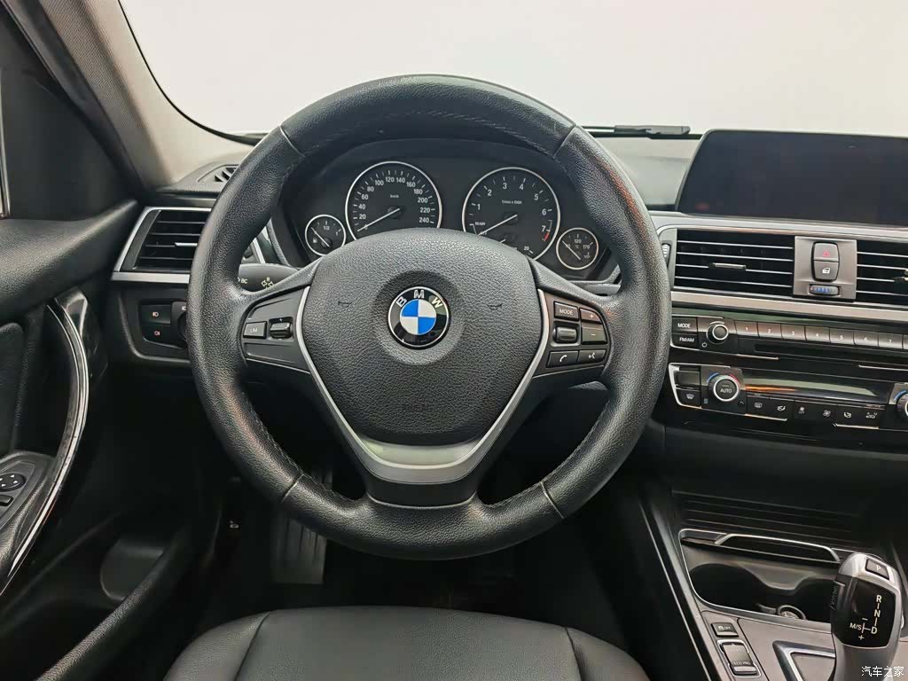 BMW 3 Series, 2016 11