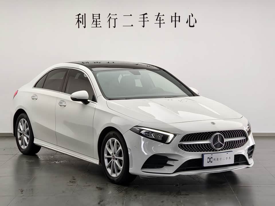 Mercedes-Benz Class A Mercedes-Benz Class A