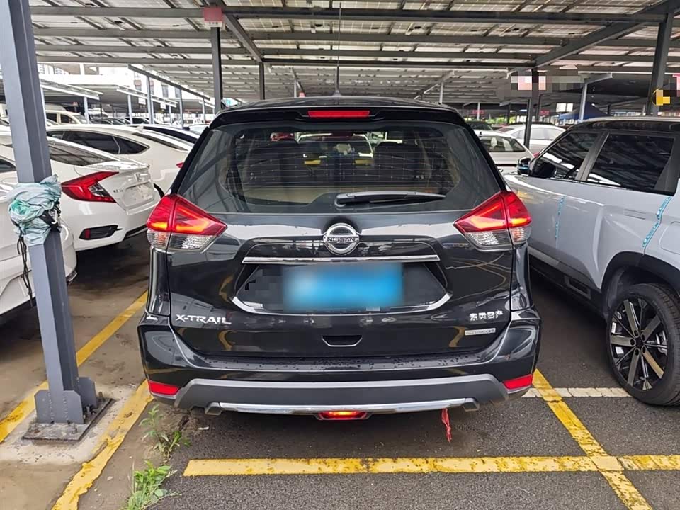 Nissan Qijun