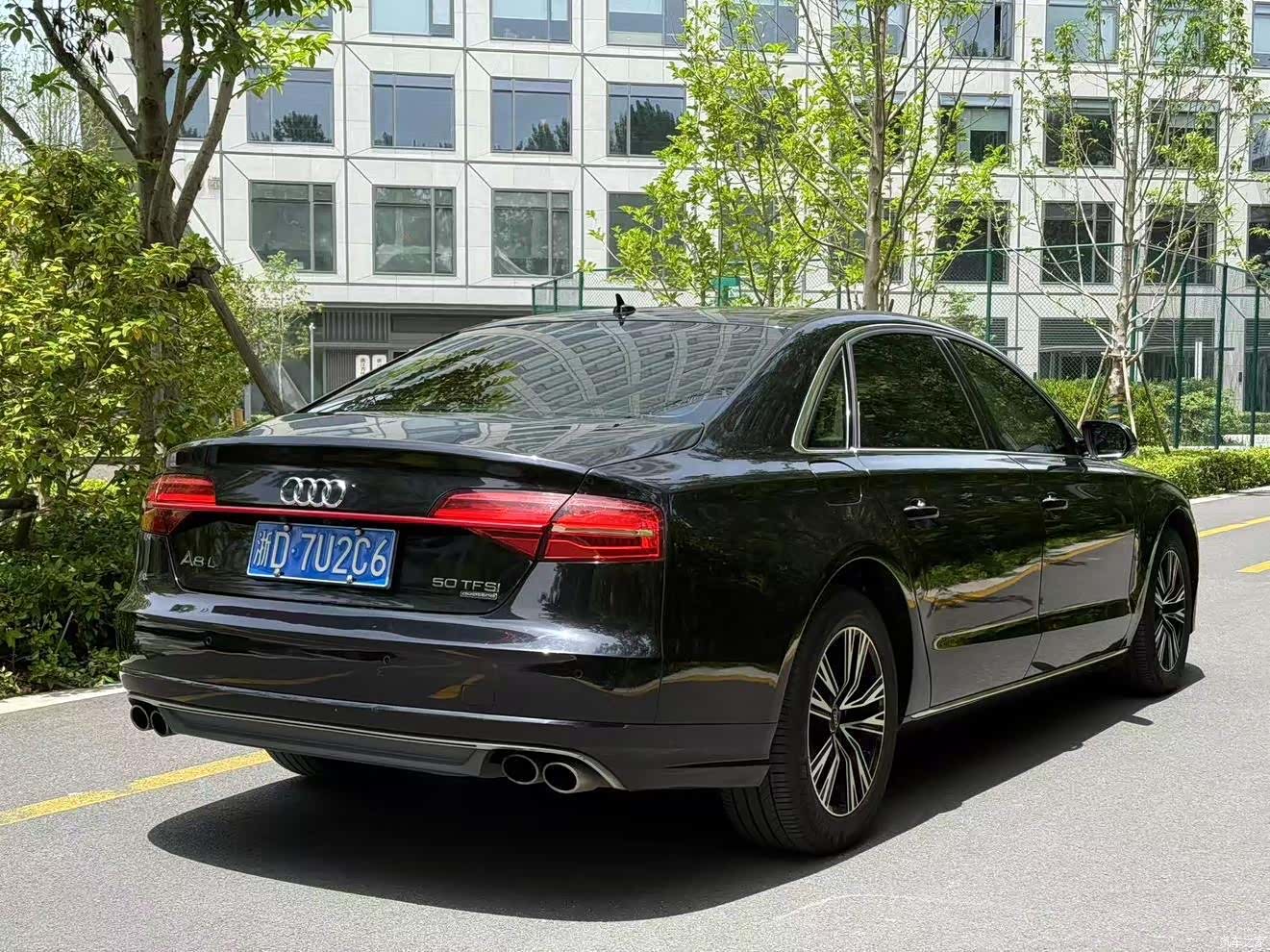 Audi A8L, 2013 7