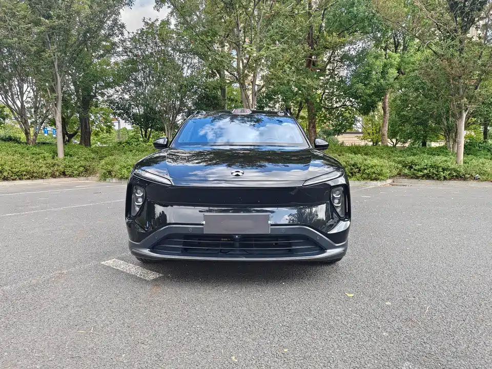 NIO ES6