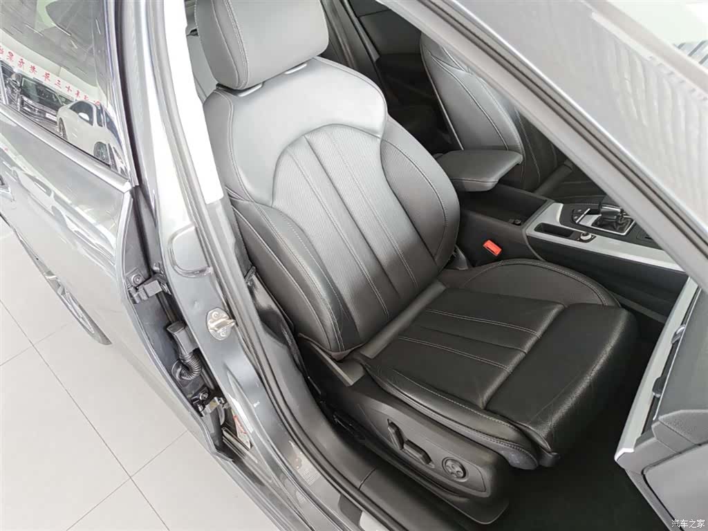 Audi A4L, 2022 25