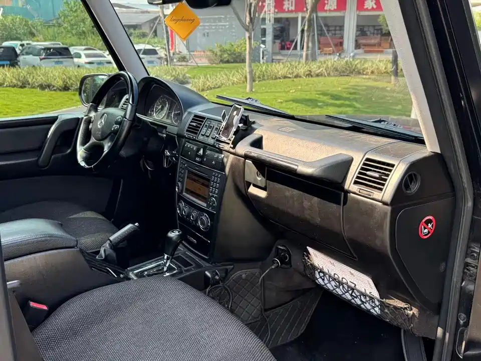 Mercedes-Benz G-class