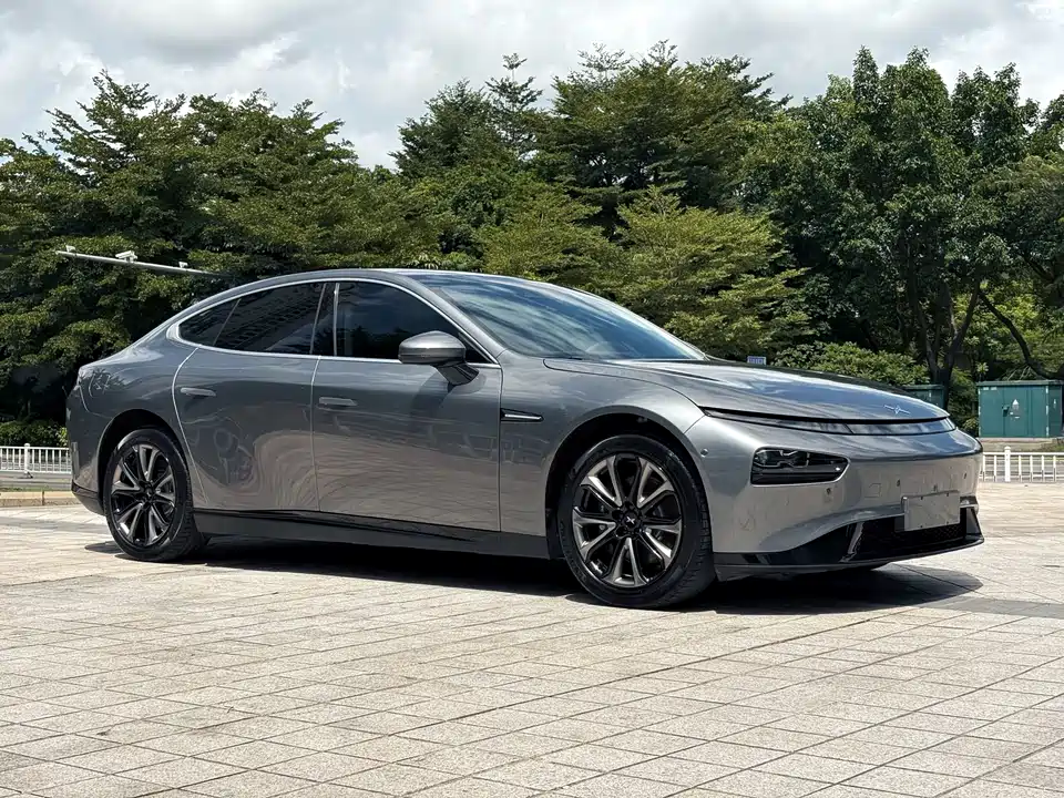 XPENG P7