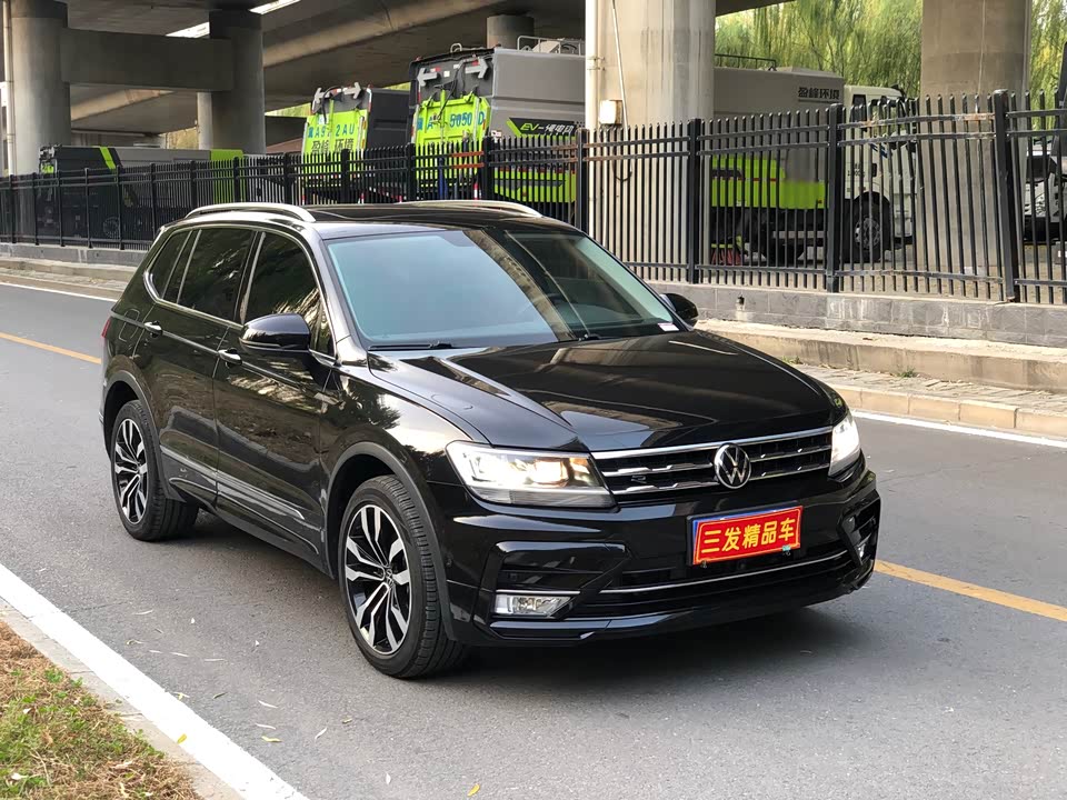 Volkswagen Tiguan L