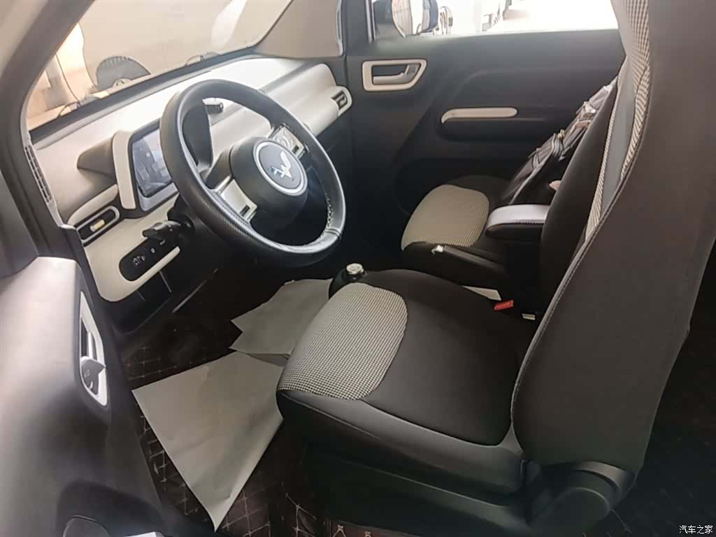 Wuling MINIEV, 2025 15
