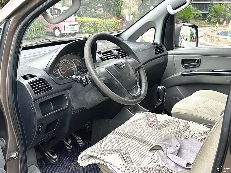 Wuling L3C, 2017 7