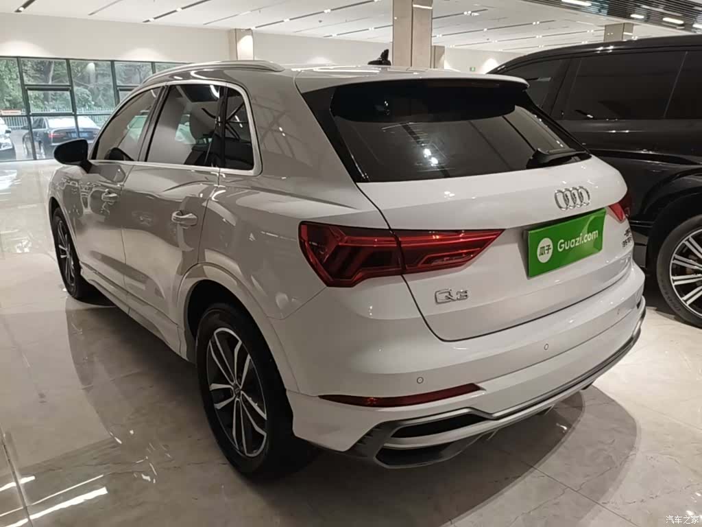 Audi Q3, 2022 все фото