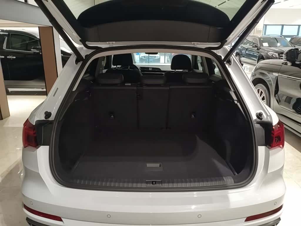 Audi Q3, 2022 19