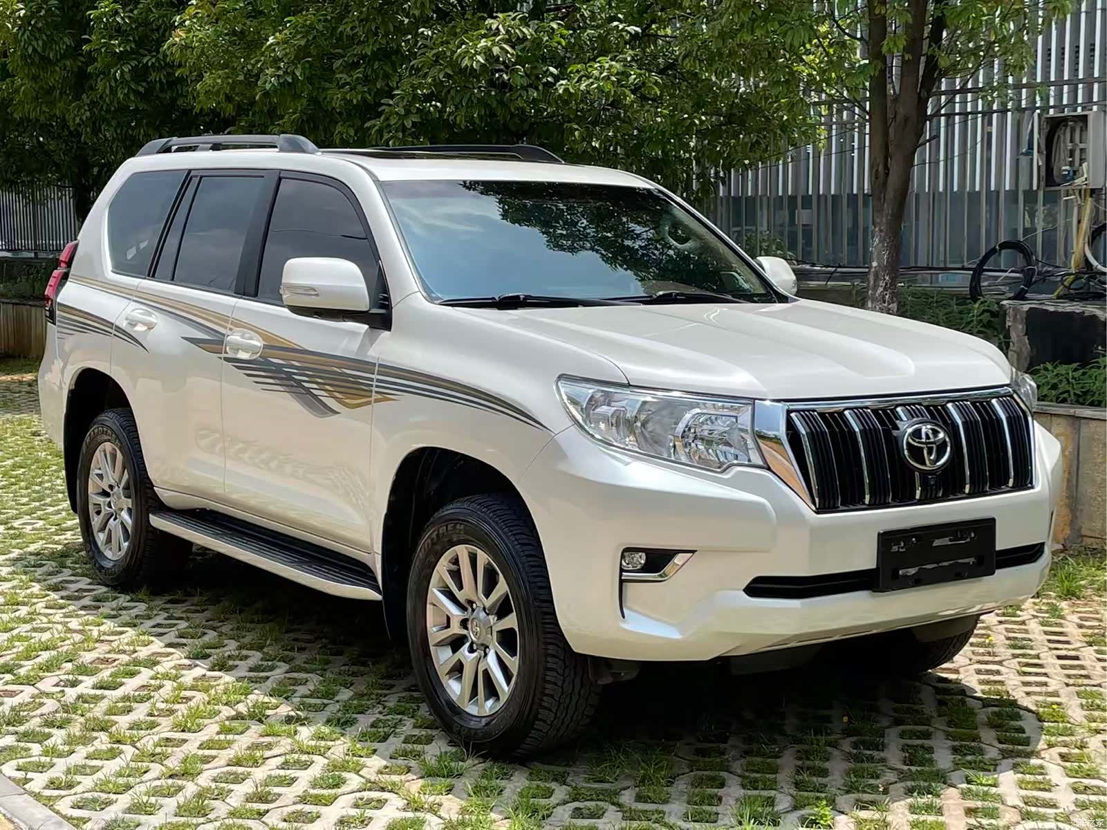 Toyota Prado, 2020 1