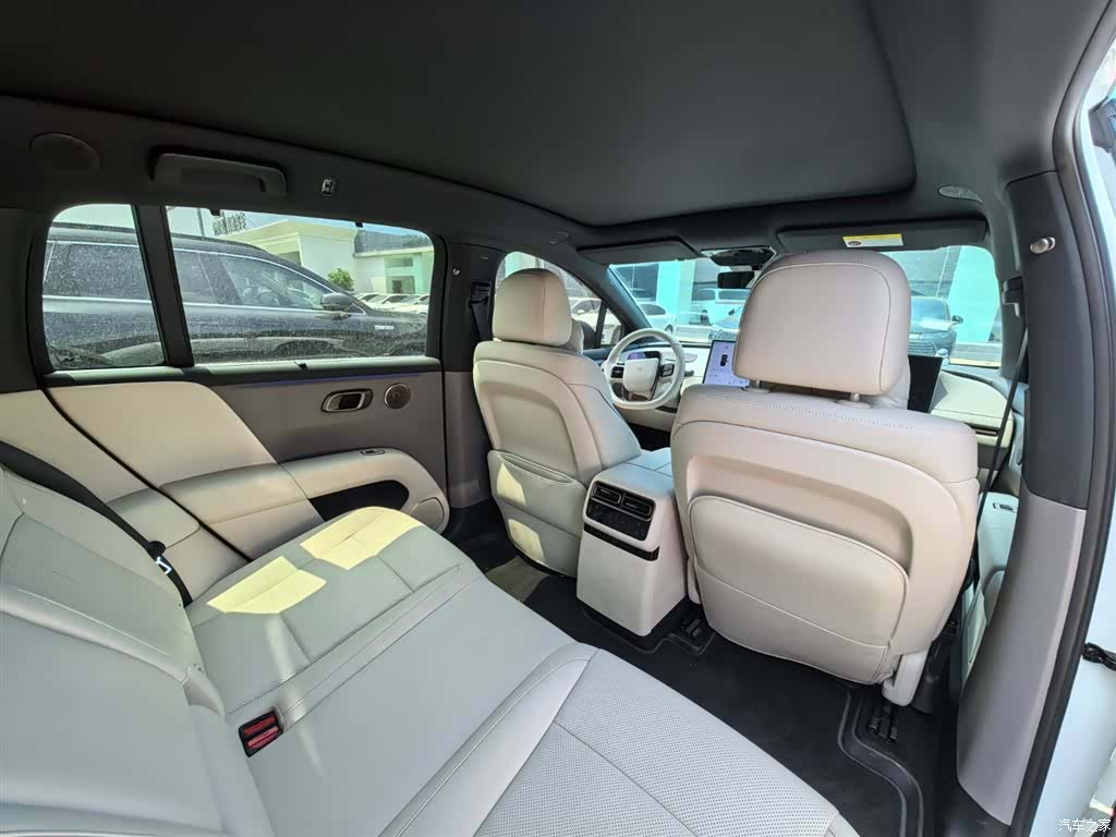 Li Auto i6, 2026 все фото