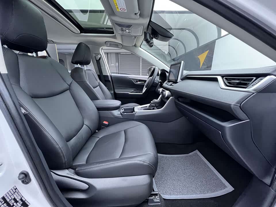 Toyota RAV4 Rongfang