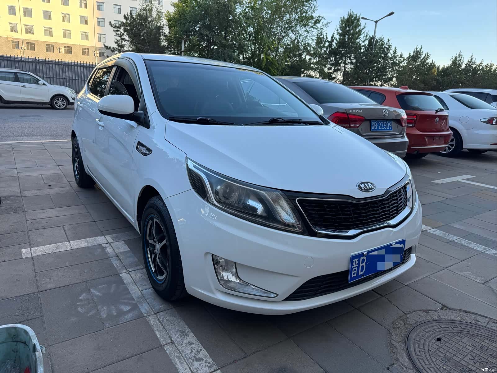 Kia K2, 2012 3
