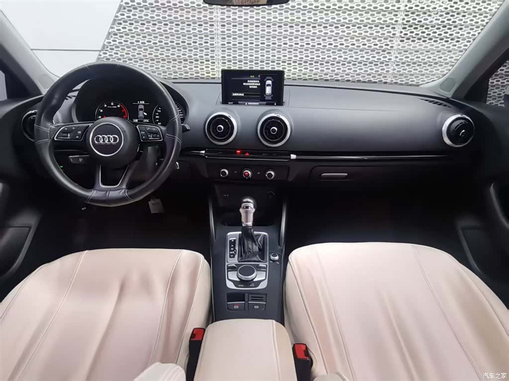 Audi A3, 2020 все фото