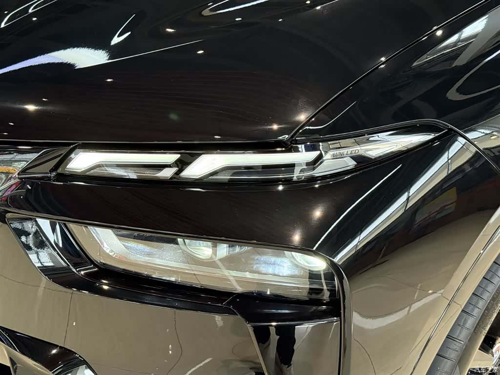 BMW X7, 2023 6
