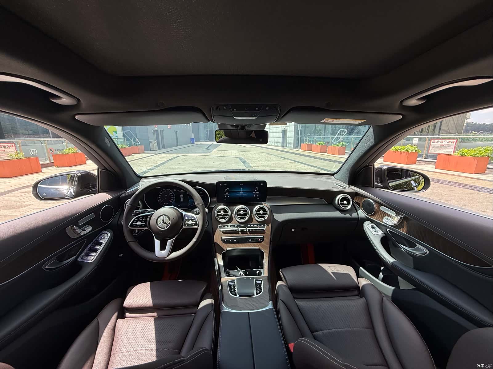 Mercedes-Benz GLC, 2020 все фото